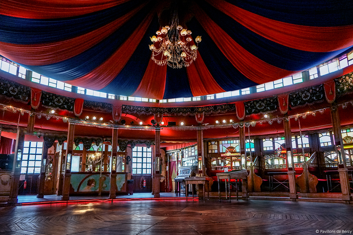 Magic Mirror - Musée des Arts Forains